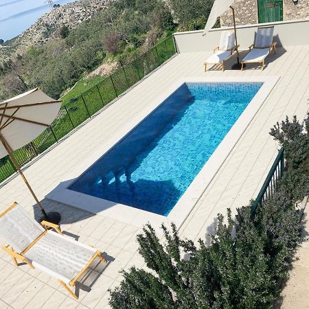 פודגורה Holiday Home Aria מראה חיצוני תמונה
