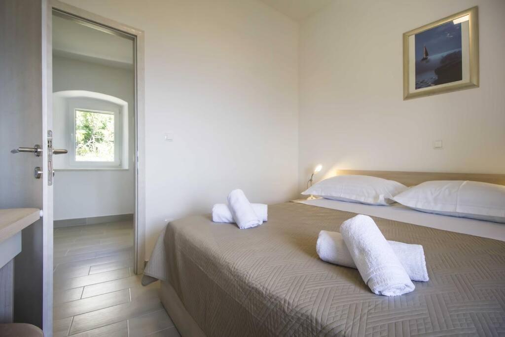 פודגורה Holiday Home Aria מראה חיצוני תמונה