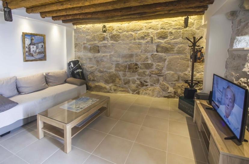 פודגורה Holiday Home Aria מראה חיצוני תמונה
